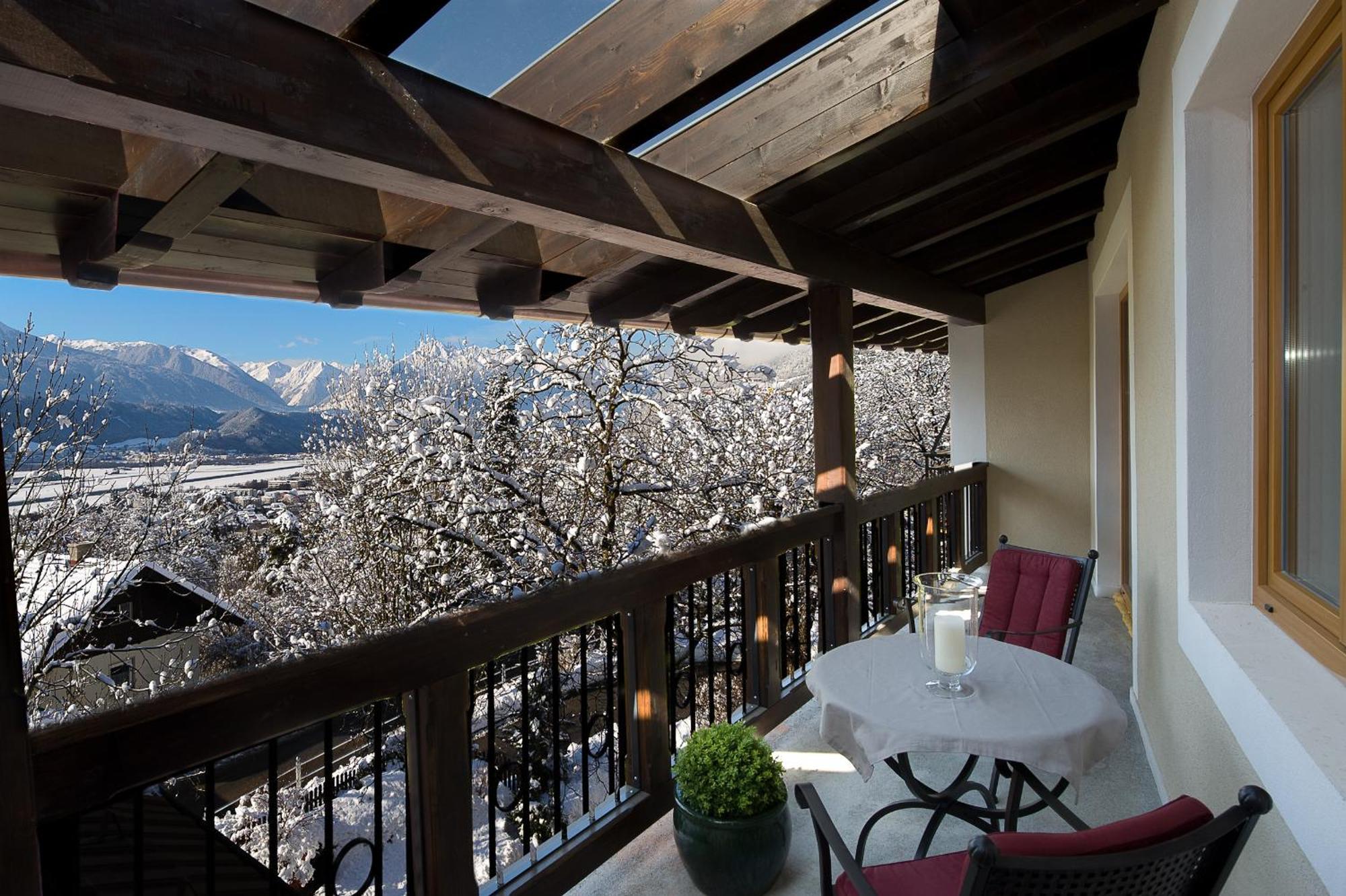 Kasperhof Apartments Innsbruck Top 6 - 7 Room photo